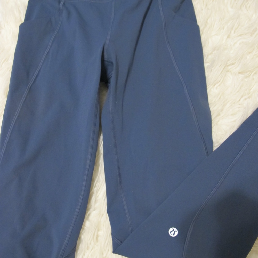 Lululemon High Rise Tight Women's Sport athletic Legging  28" Size 6 blue EUC - Picture 3 of 5